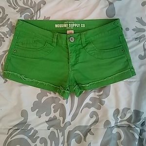 Green mid rise short shorts